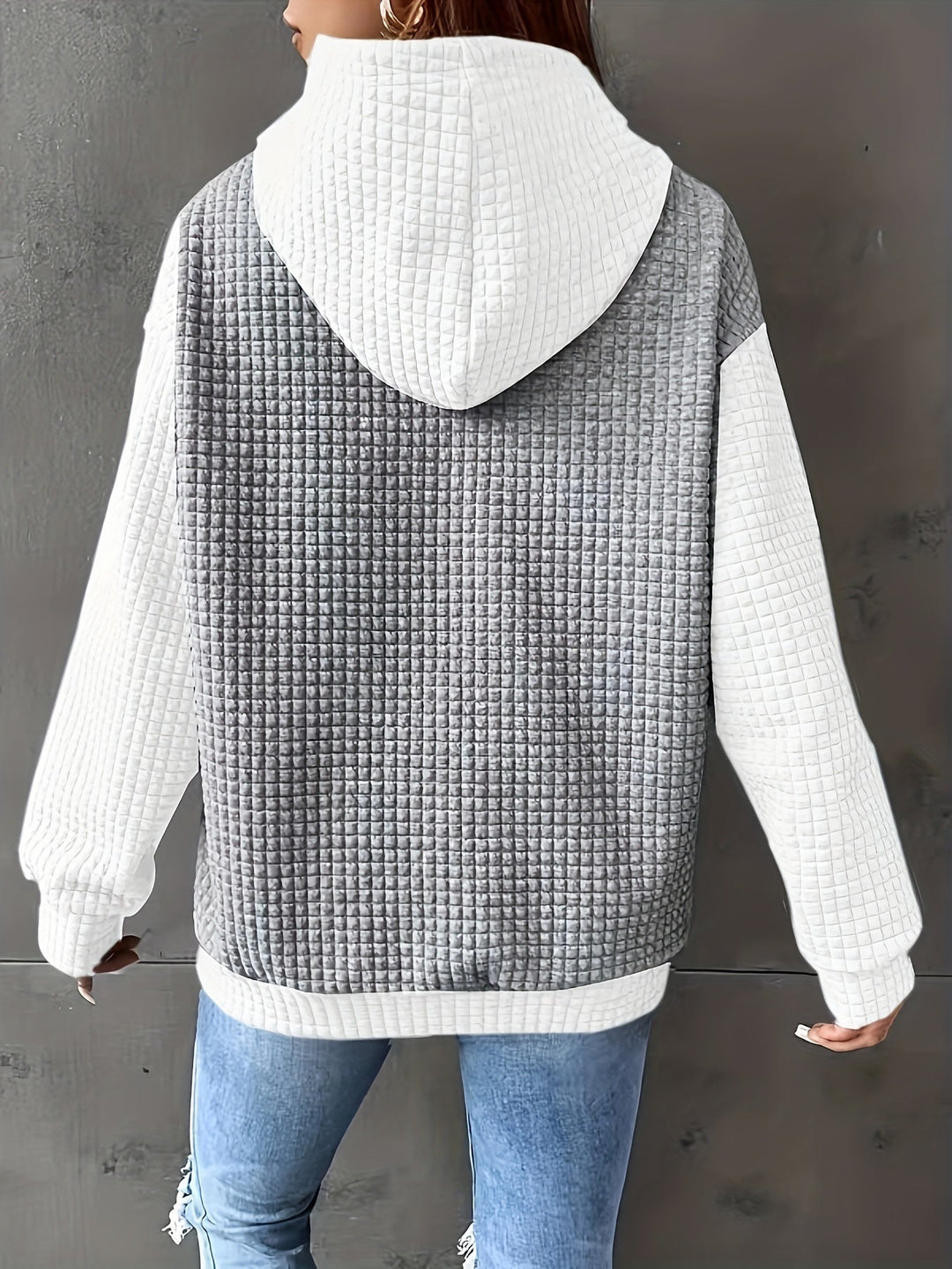 Sweat à capuche pour femme | Look bicolore & coupe ample