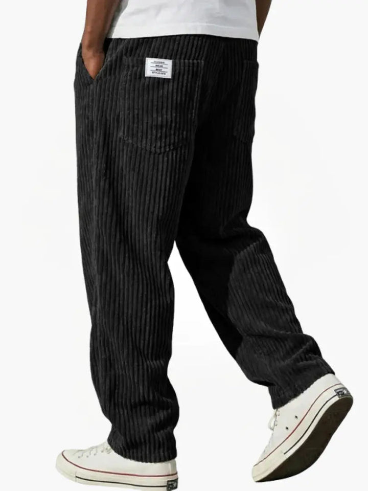 Pantalon confortable au style intemporel