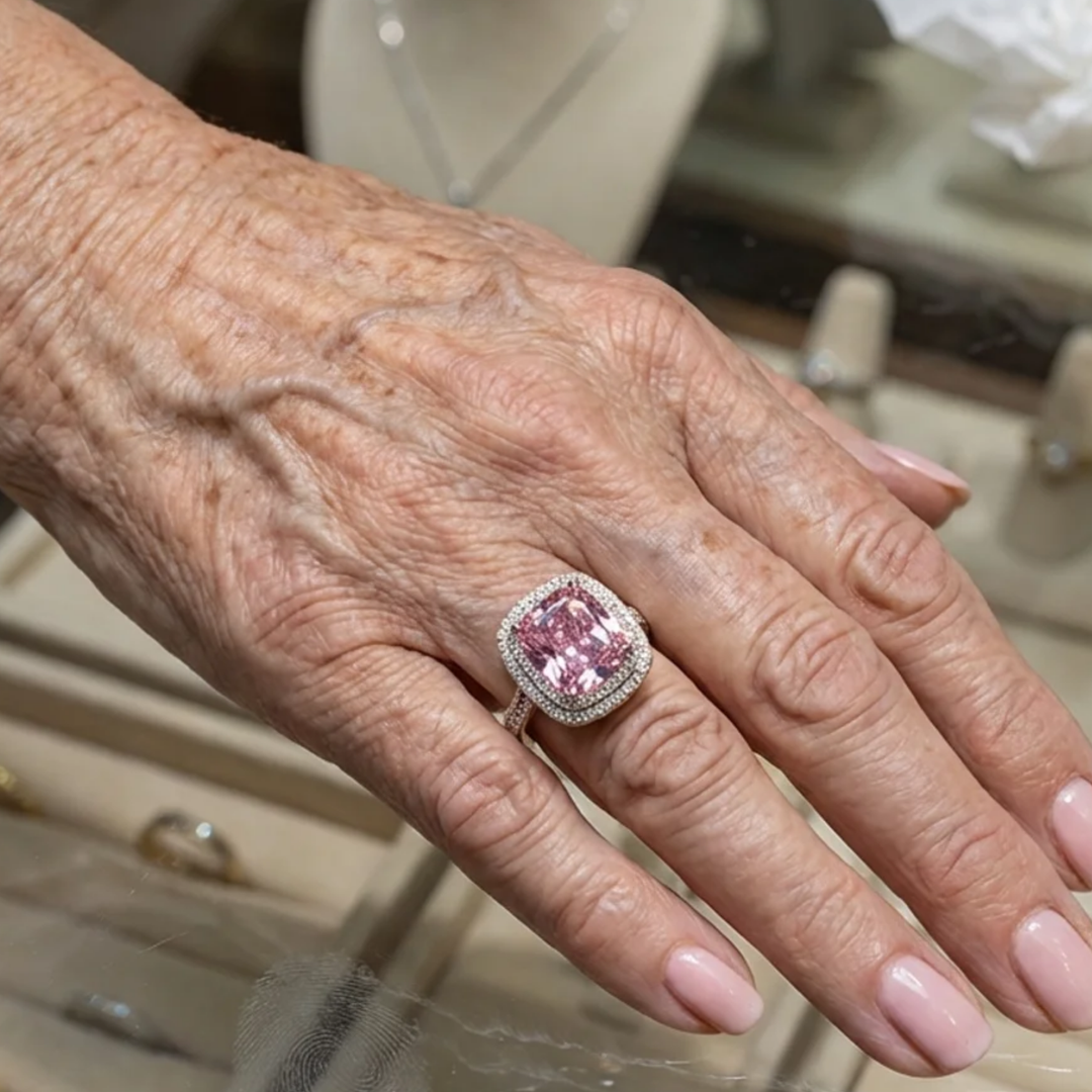 Bague en saphir rose en coussin | Or