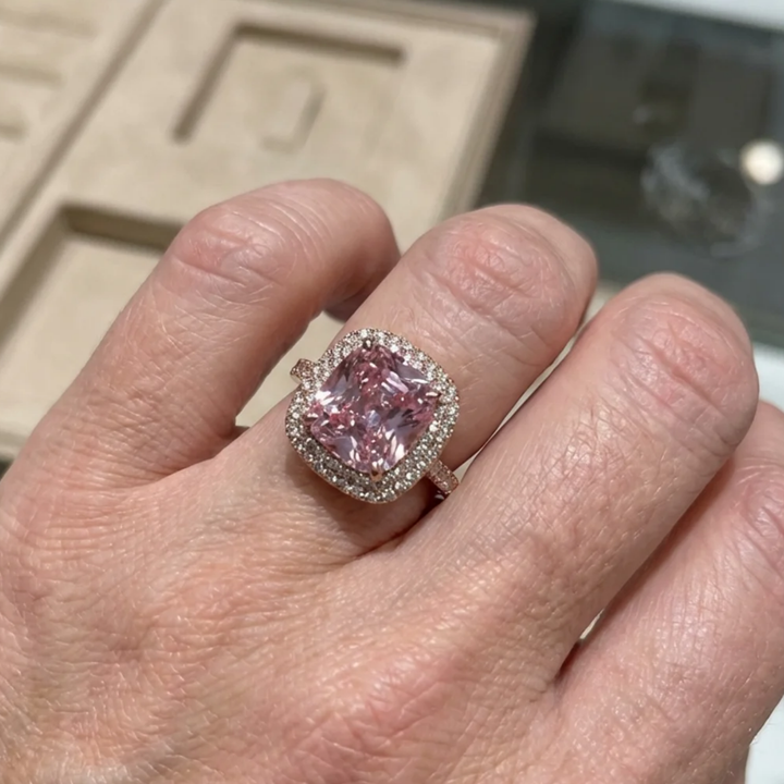 Bague en saphir rose en coussin | Or
