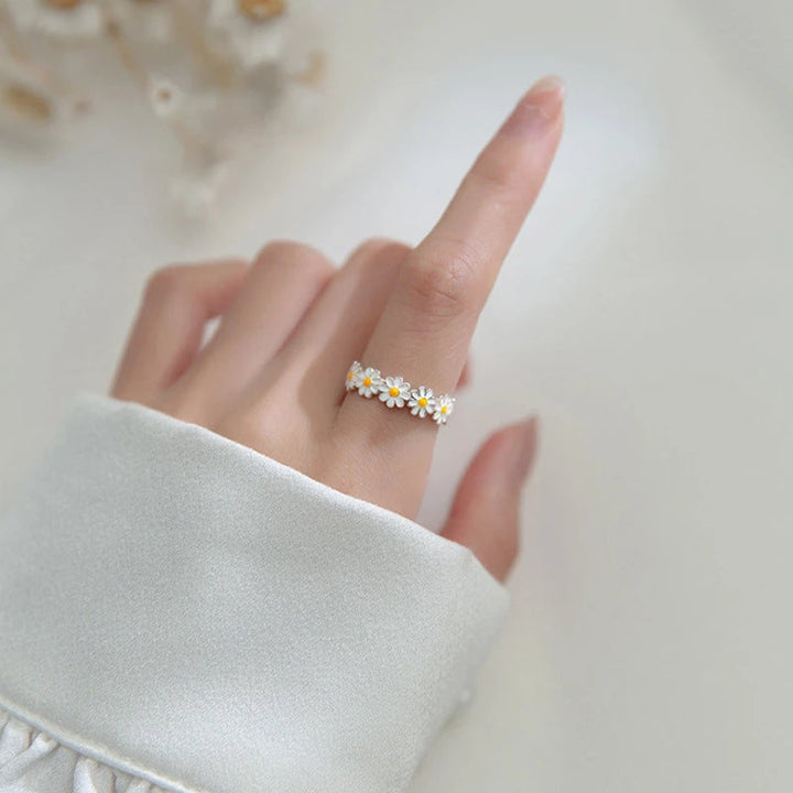 Bague en forme de marguerite | Or blanc