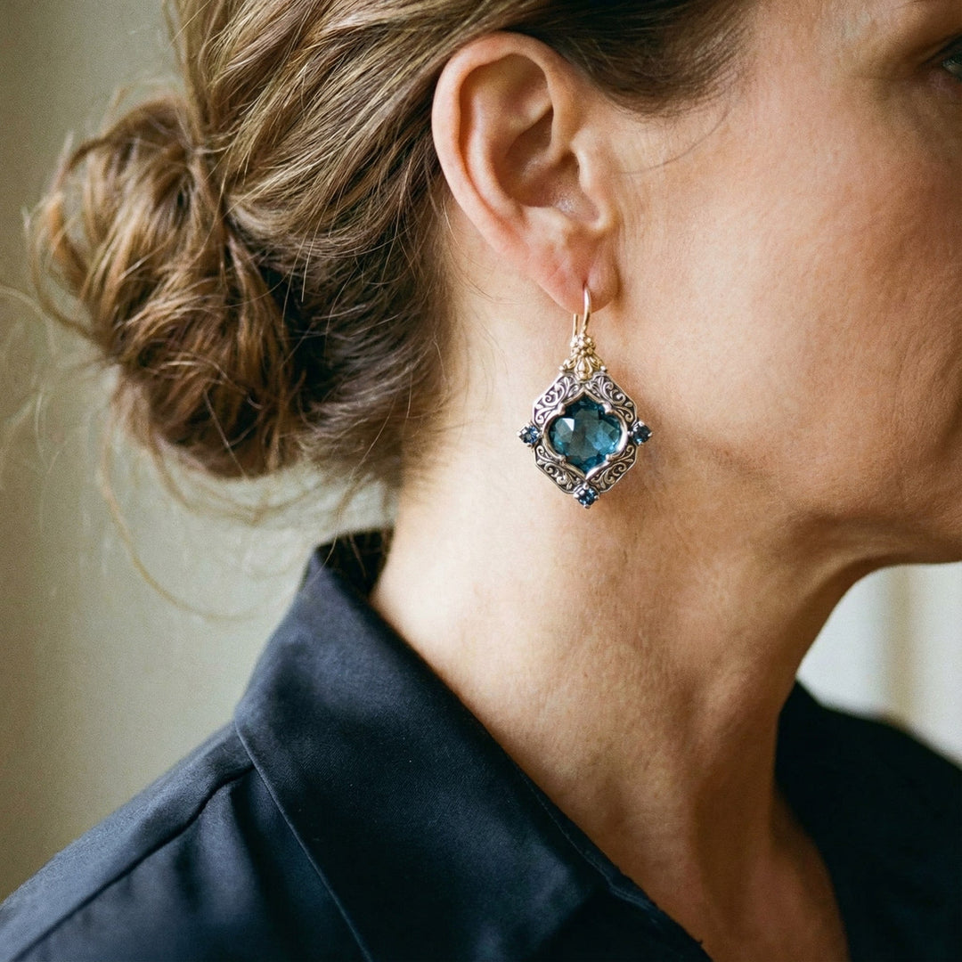 Boucles d'oreilles en cristaux bleus | Or