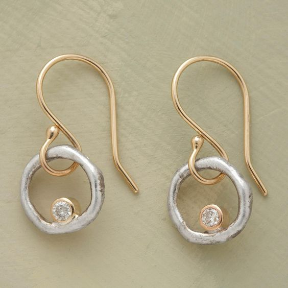 Boucles d'oreilles rétro à brillants | Or