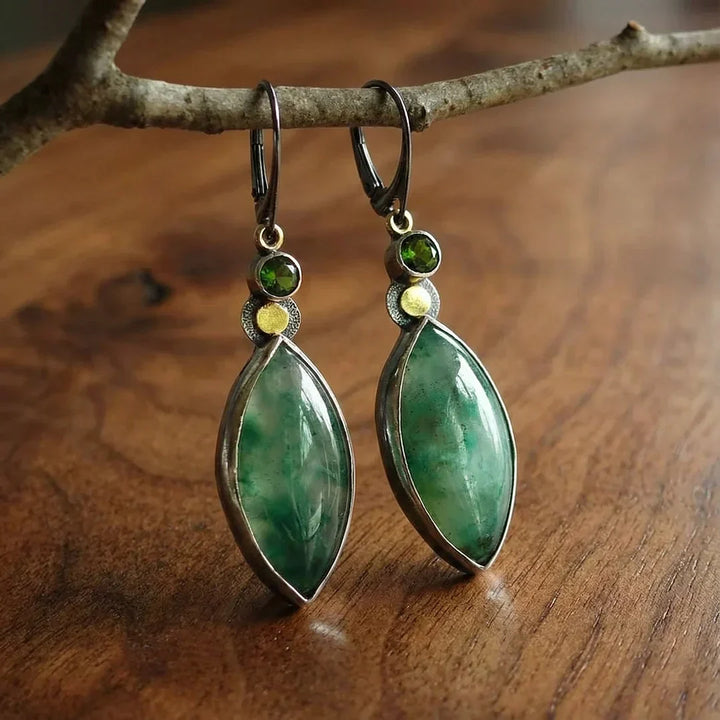 Boucles d'oreilles vintage avec pierre verte | Or