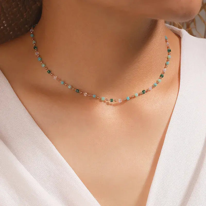 Collier avec des pierres colorées | Or