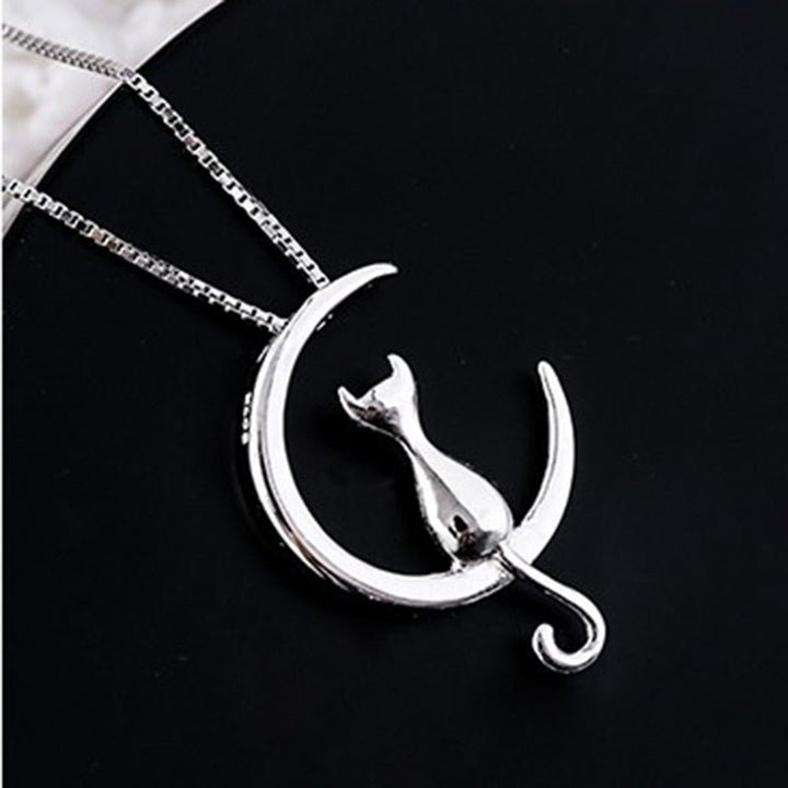 Collier avec lune suspendue et chat | Or
