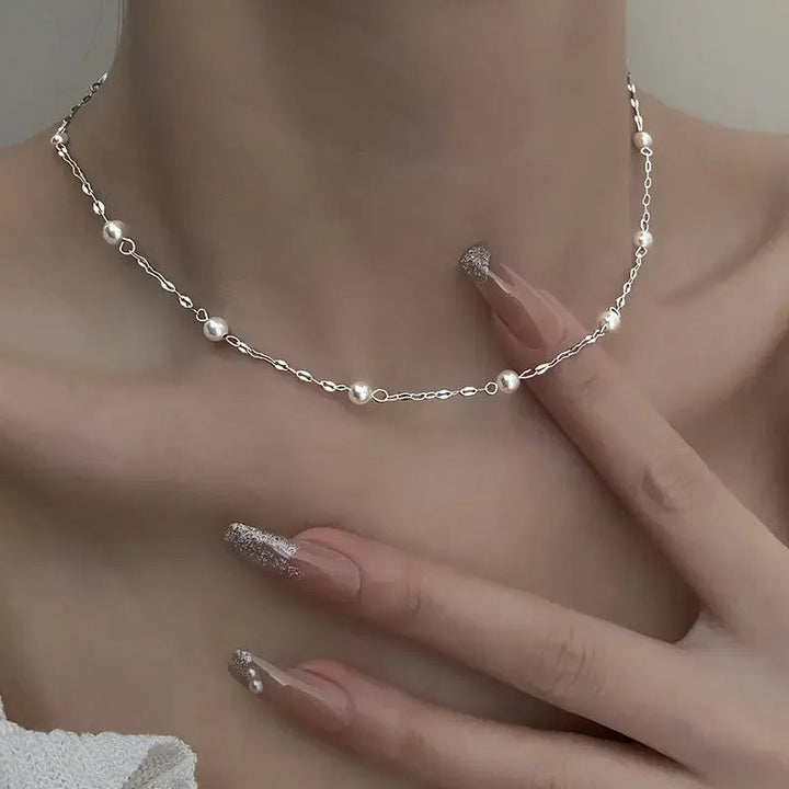 Collier élégant avec des perles brillantes | Or