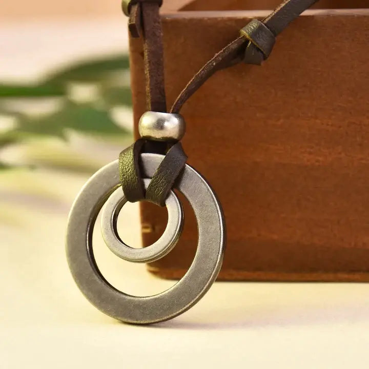 Collier en cuir de style rétro | Or