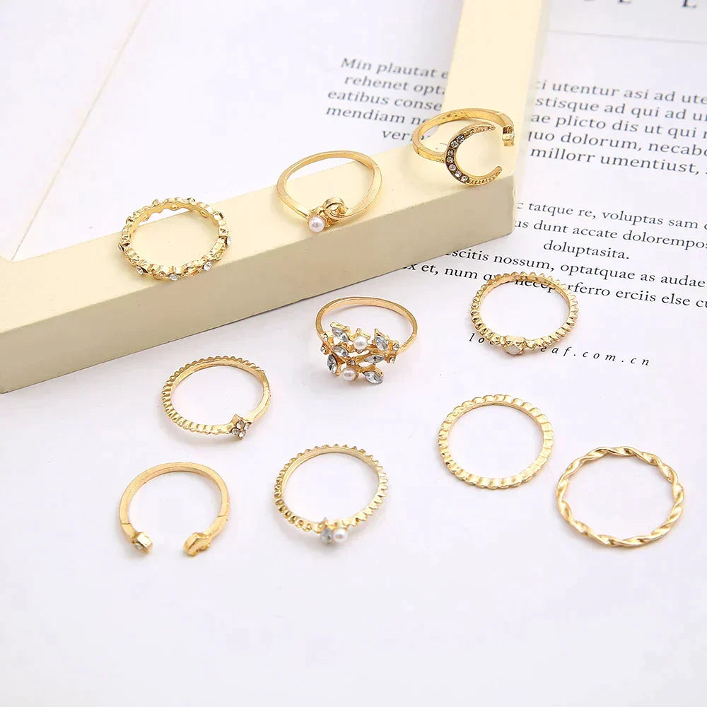 Ensemble de 10 anneaux empilables ornés d'or blanc et d'or | Or blanc