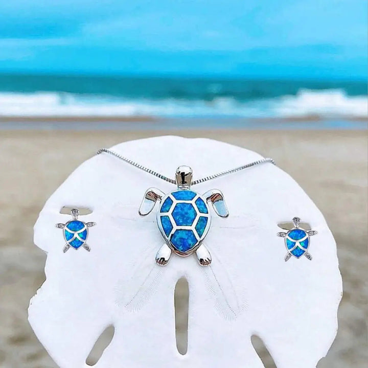 Ensemble de collier et boucles d'oreilles avec tortue de mer en opale | Or blanc