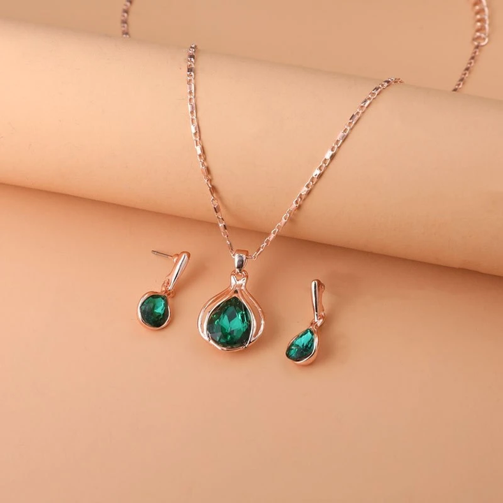 Ensemble de collier et boucles d'oreilles en cristal vert et or | Or