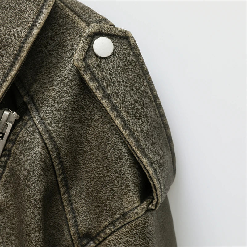 Veste Femme | Courte & Cool dans le style biker