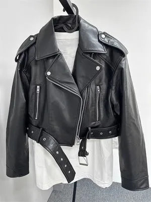 Veste Femme | Courte & Cool dans le style biker