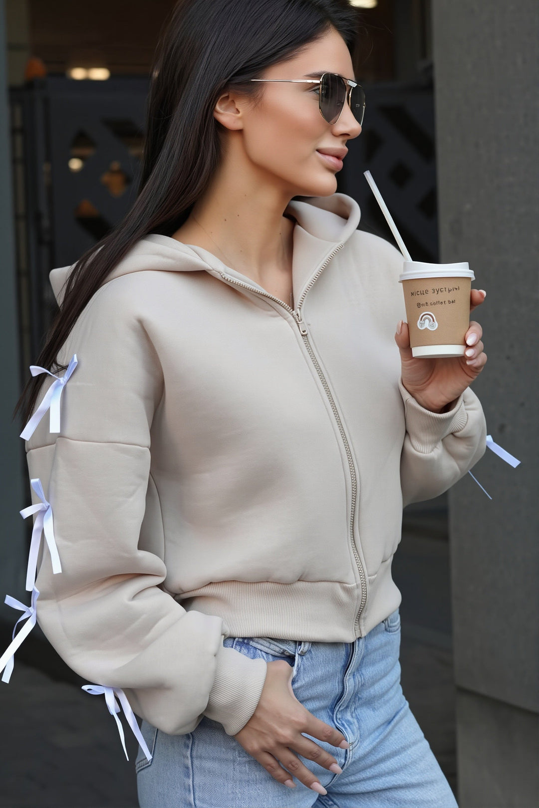 Hoodie court femme | Manches à nœuds & coupe ample