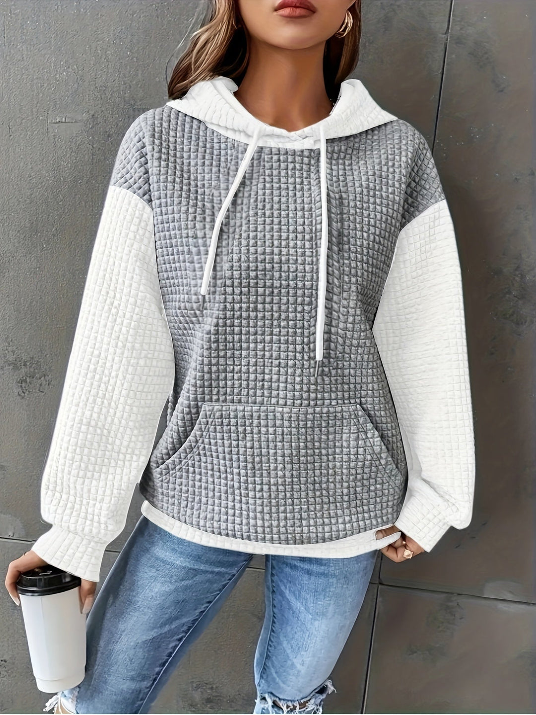 Sweat à capuche pour femme | Look bicolore & coupe ample