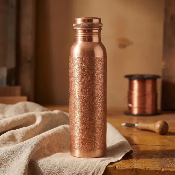 Bouteille d'eau en cuivre 950 ml — Gravée