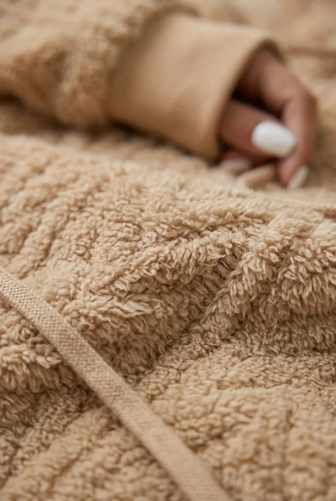 Sweat à capuche femme | Doux et moelleux avec motif torsadé